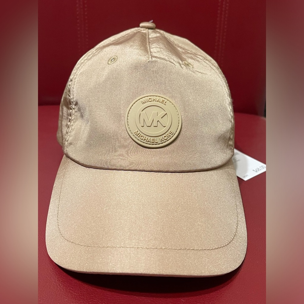 Michael Kors Gold Cap